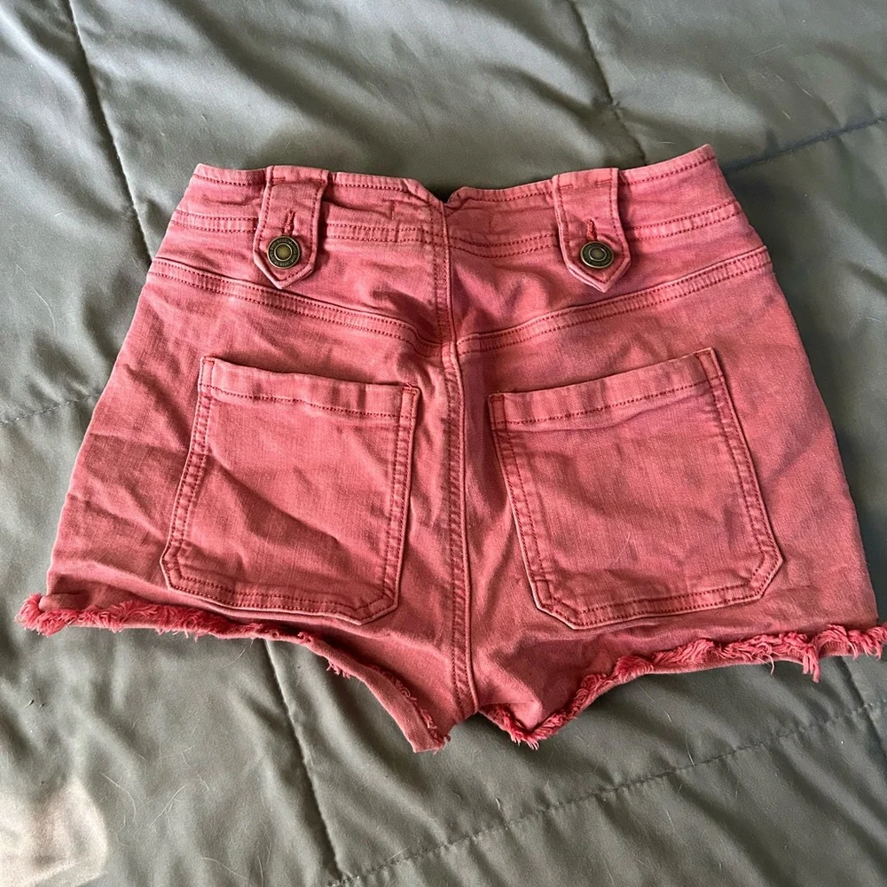 Pink Utility Short High Rise. Size: 0/24W - Picture 2 of 3